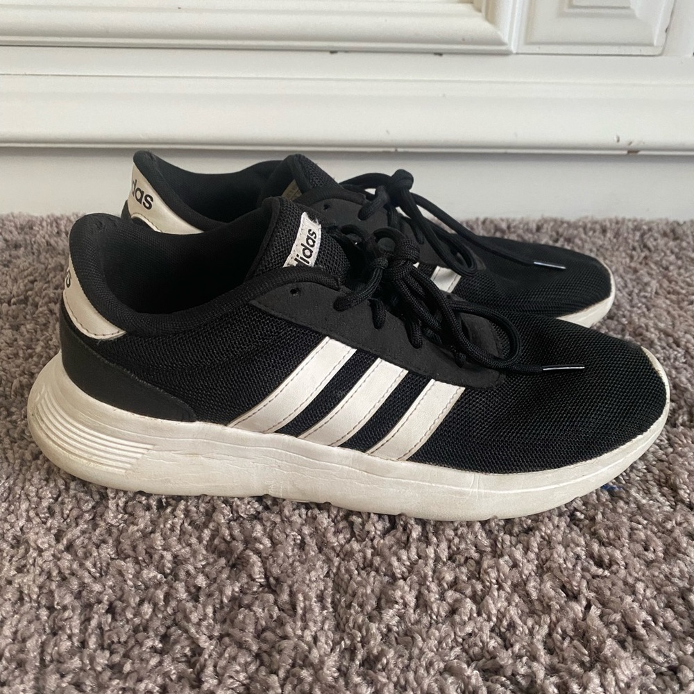 Adidas Tennis Shoes